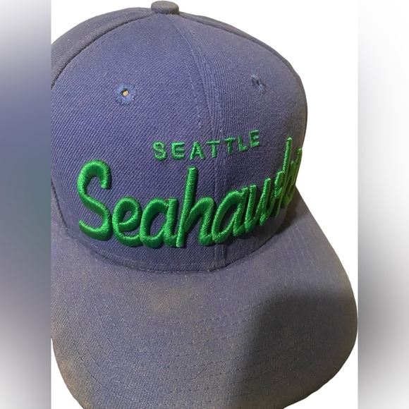 Seattle Seahawks New Era Snapback Blue Green - Picture 4 of 6